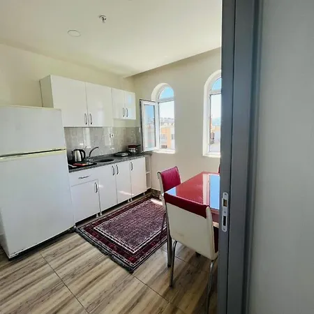 Appartamento Palvan Apartment Hotel *